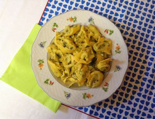 Half day foodie tour in Bologna